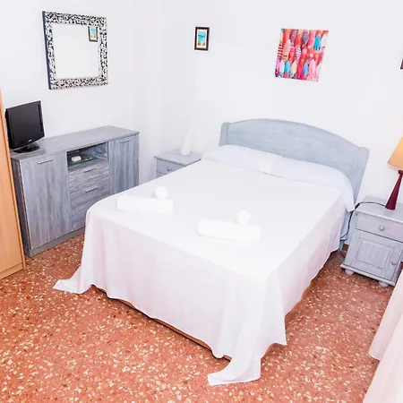 Homeholidaysrentals Keyla * Пинеда-де-Мар
